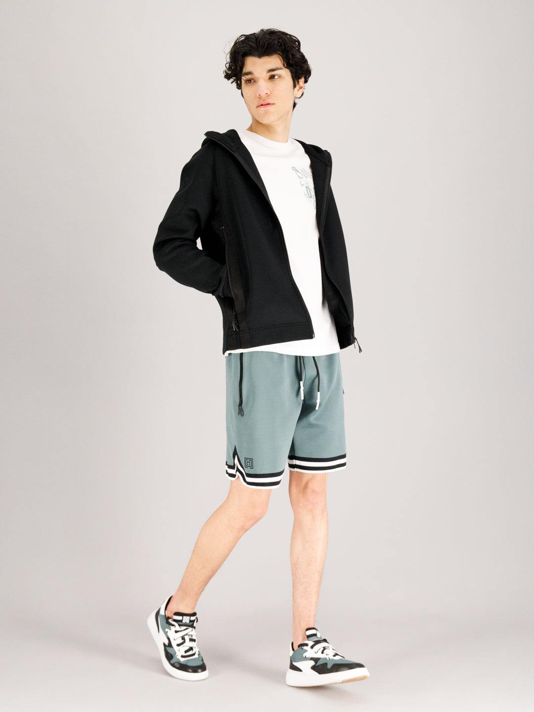 LEON SHORTS PINE
