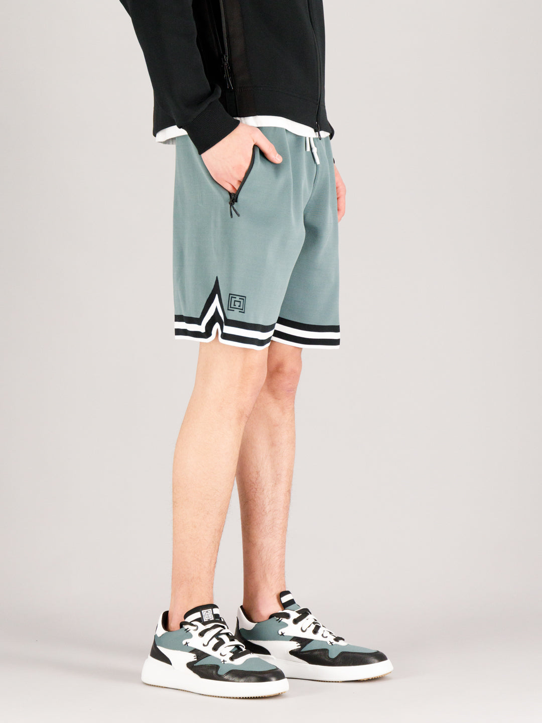 LEON SHORTS PINE