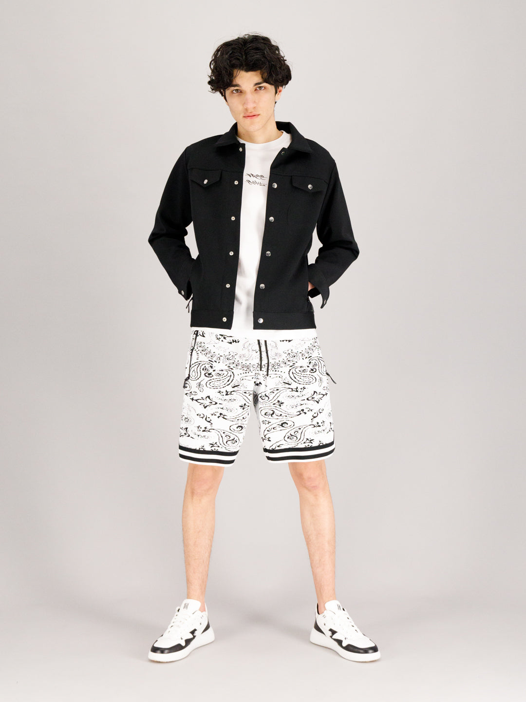 LEON PAISLEY P WHITE-BLACK