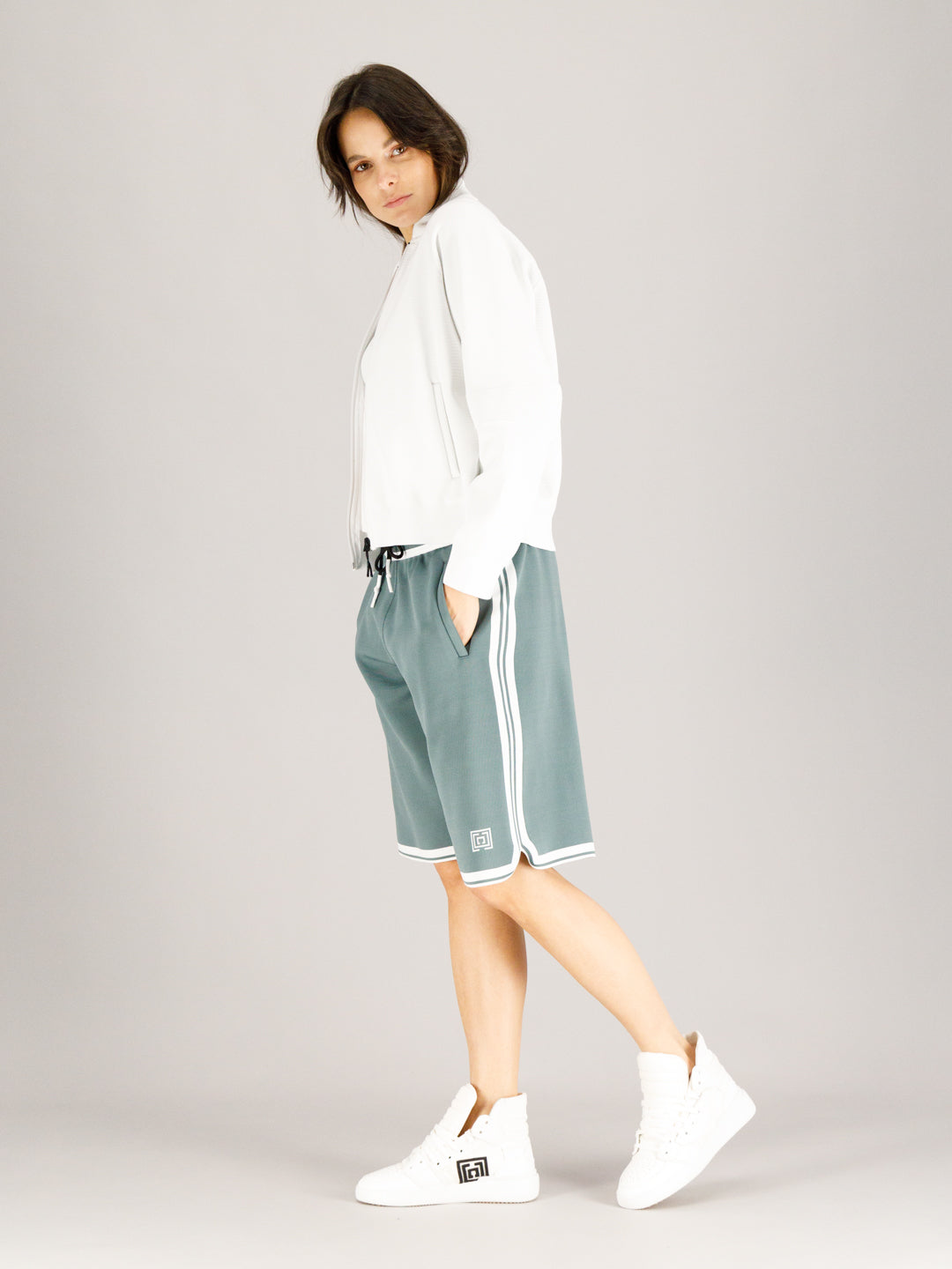 TAKEO PINE