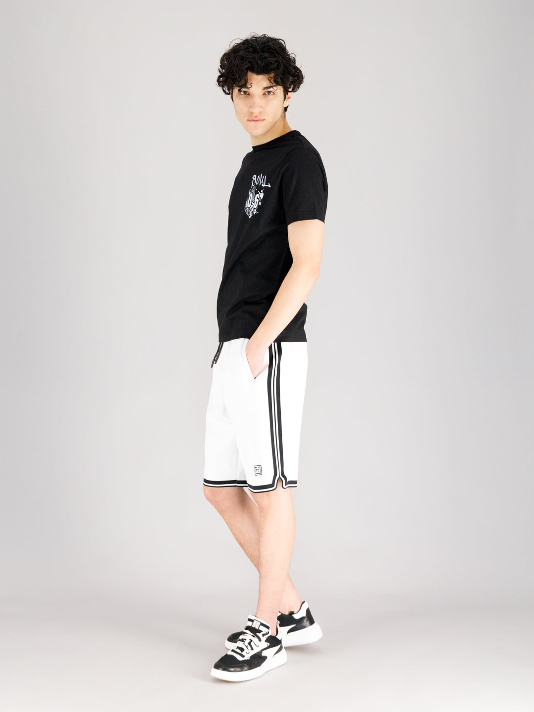 TAKEO WHITE