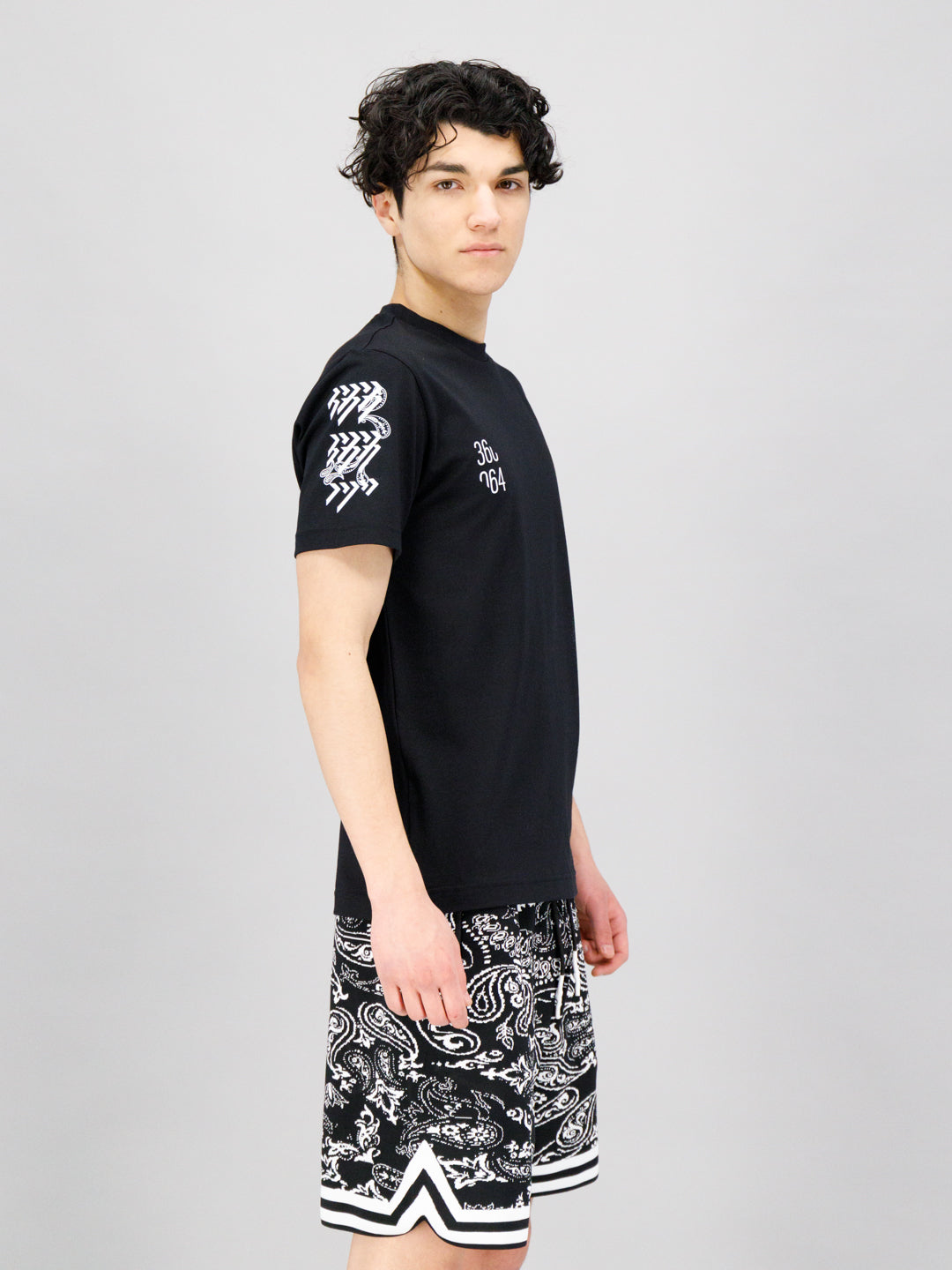 TROON D362 BLACK WH